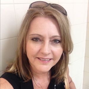 Meet your Posher, Robin